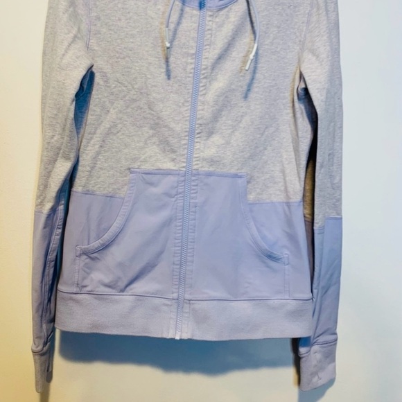 Lululemon jacket - Picture 3 of 9